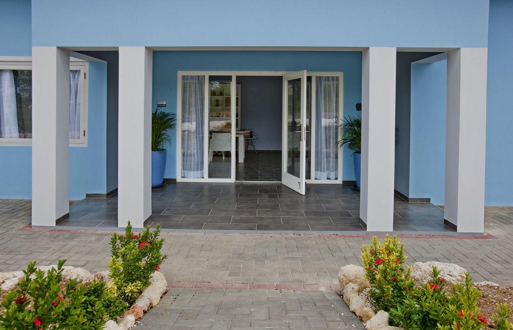 Sunny Curacao - Blue Bay Lodges المظهر الخارجي الصورة